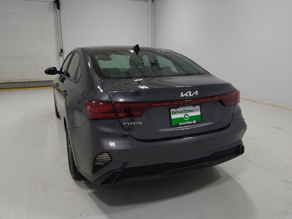 Used 2023 Kia Forte LXS w/ LXS Technology Package FWD image 6