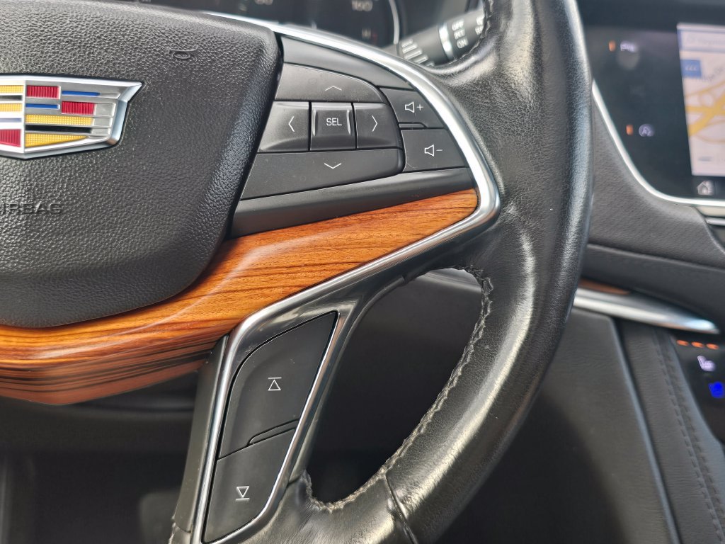 Used 2020 Cadillac XT5 Premium Luxury AWD/4WD image 32