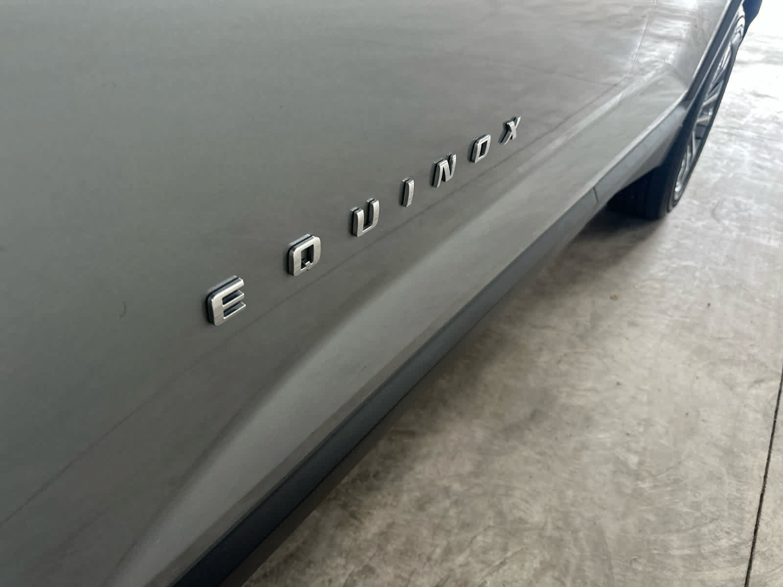 Used 2025 Chevrolet Equinox LT FWD image 12