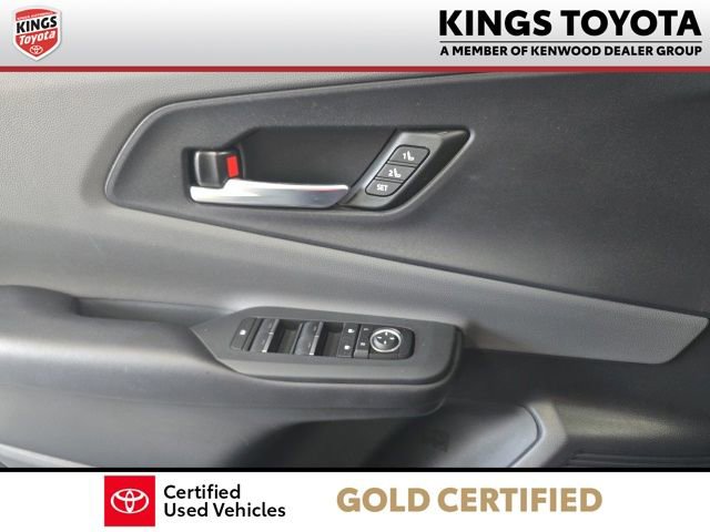 Used 2024 Toyota Prius Limited w/ Limited Premium Package AWD/4WD image 15