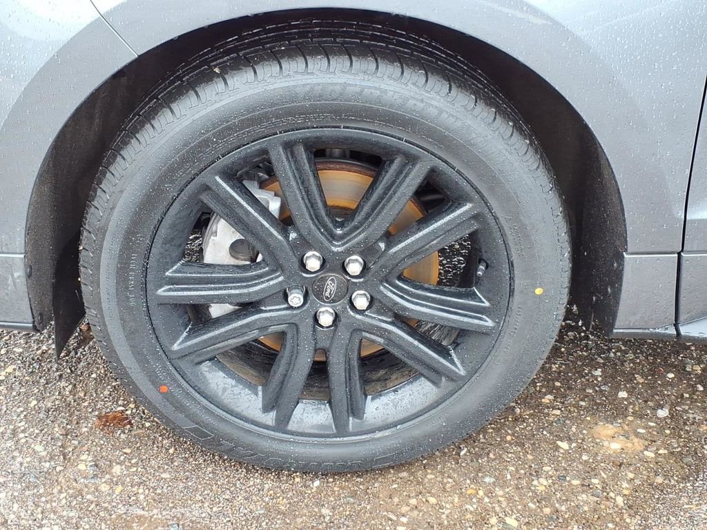 Used 2024 Ford Edge ST-Line image 9