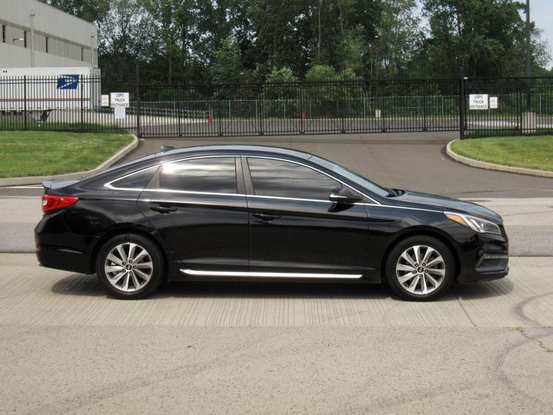 Used 2015 Hyundai Sonata Sport FWD image 9