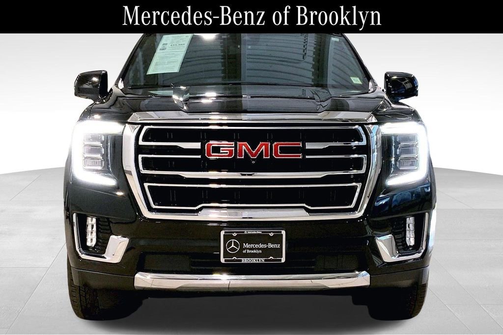 Used 2023 GMC Yukon XL SLT w/ SLT Luxury Package AWD/4WD image 3