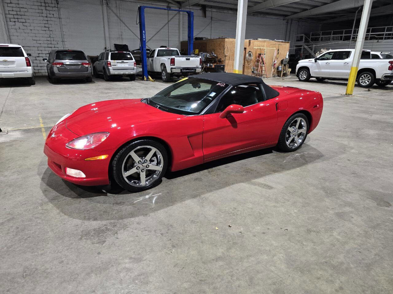 Used 2007 Chevrolet Corvette Convertible w/ Preferred Equipment Group image 1