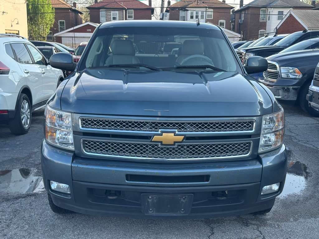 Used 2013 Chevrolet Silverado 1500 LTZ w/ LTZ Plus Package AWD/4WD image 2