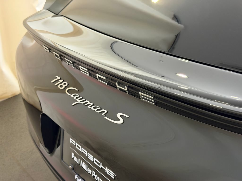 Certified 2019 Porsche 718 Cayman S RWD image 24