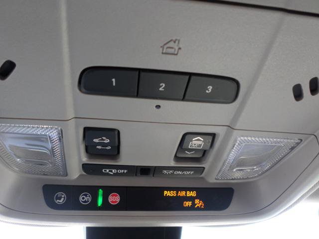 Used 2022 GMC Terrain SLT w/ Infotainment Package II image 27