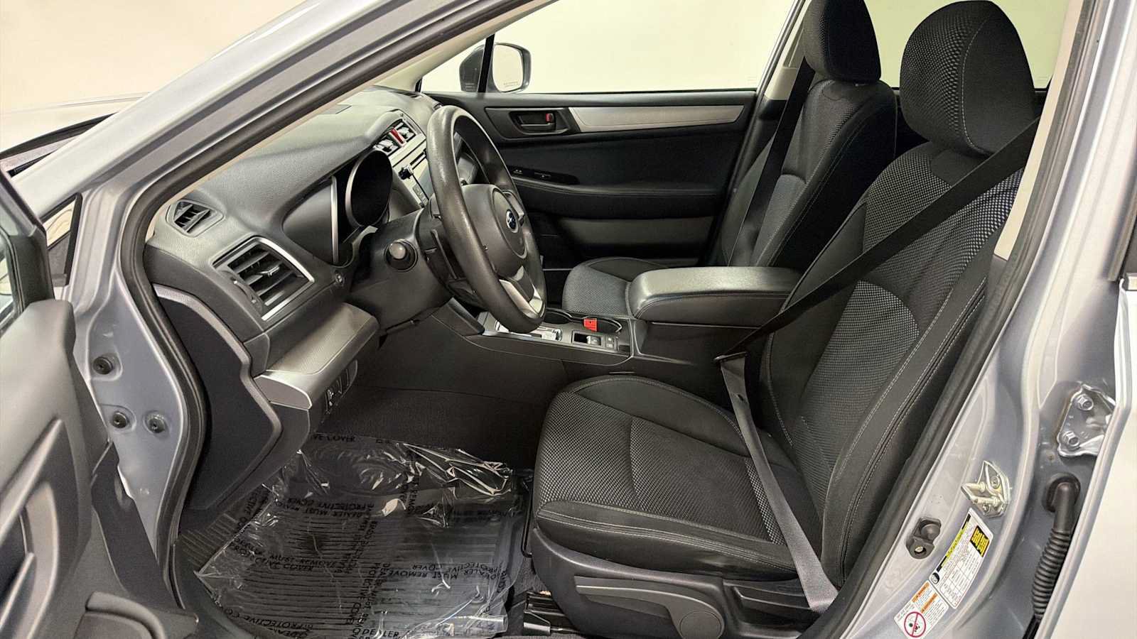 Used 2019 Subaru Outback 2.5i AWD/4WD image 13