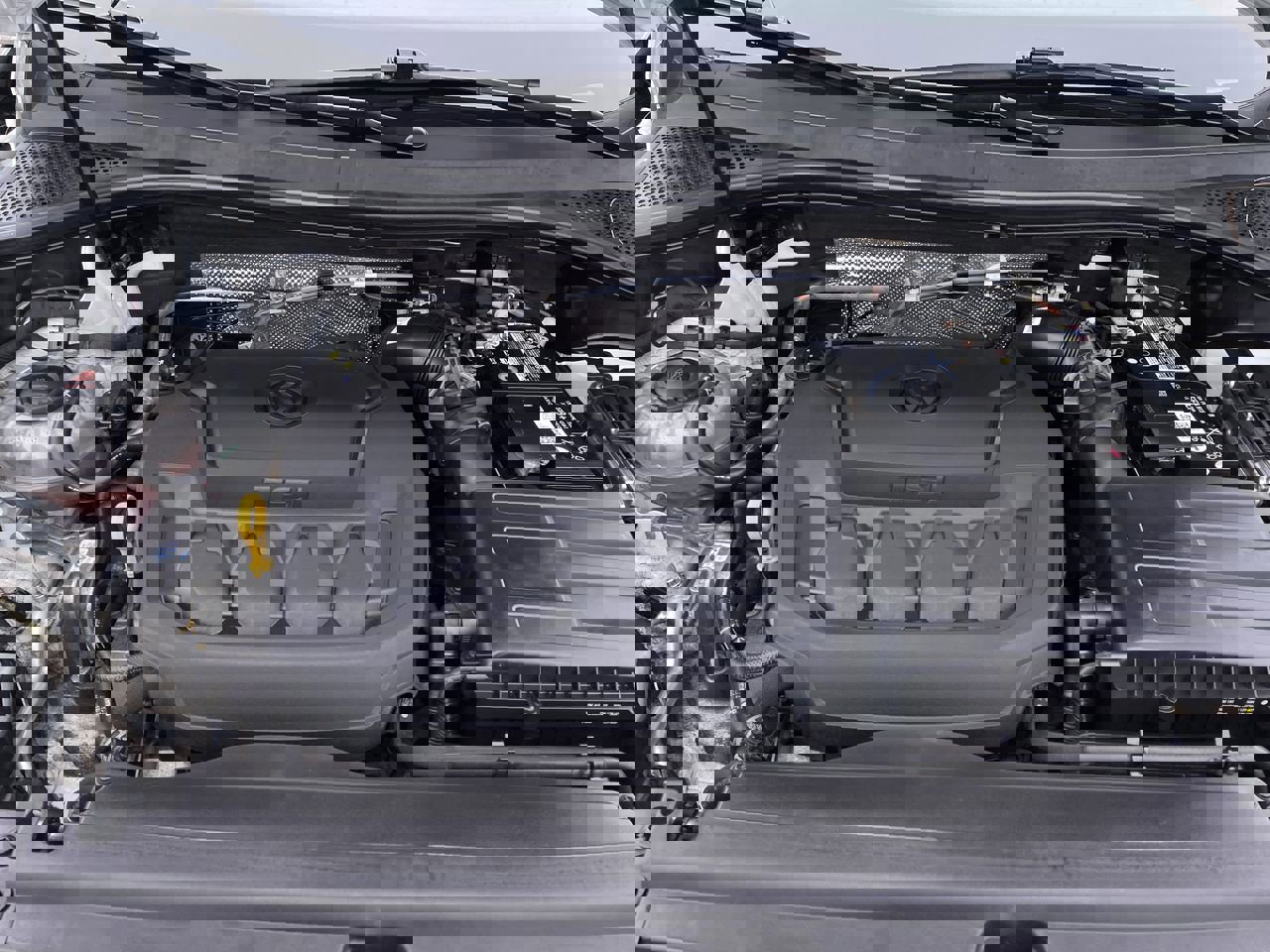 Used 2023 Volkswagen Tiguan SE R-Line image 15