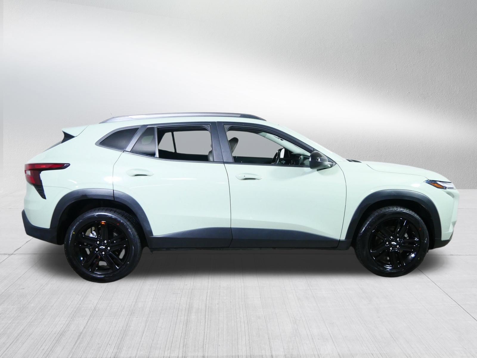Used 2025 Chevrolet Trax ACTIV w/ Driver Confidence Package FWD image 8