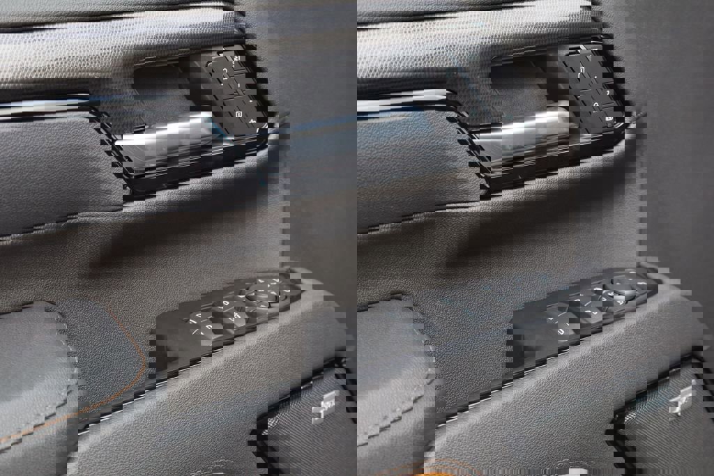 New 2026 GMC Sierra 2500 AT4 w/ AT4 Premium Plus Package image 15