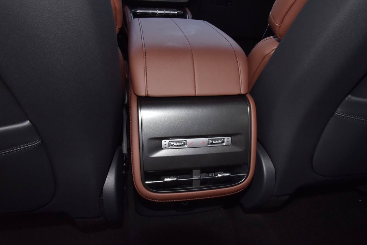 New 2026 Lincoln Nautilus Reserve AWD/4WD image 18