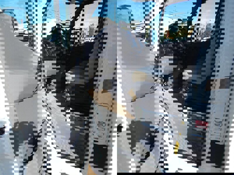 Used 2015 Mercedes-Benz Sprinter 3500 image 20