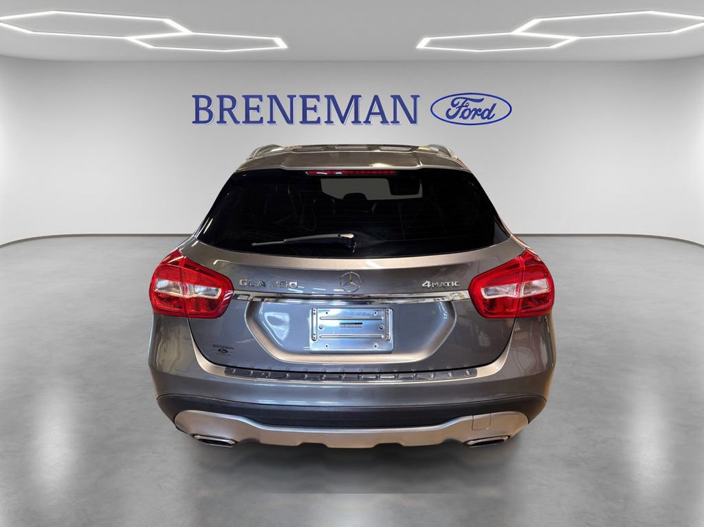 Used 2018 Mercedes-Benz GLA 250 4MATIC image 6