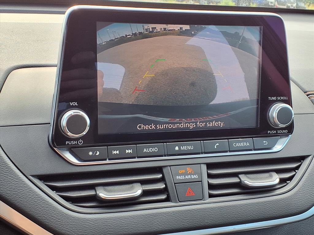 Used 2019 Nissan Altima 2.5 SR w/ SR Premium Package image 11