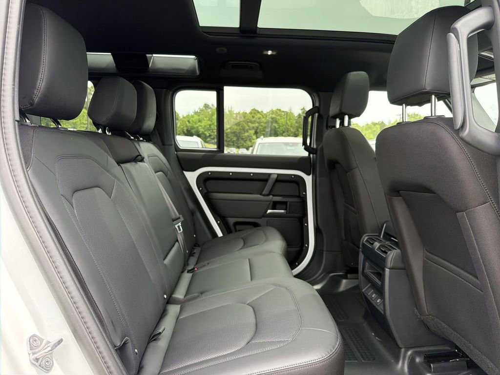 Used 2025 Land Rover Defender 110 S AWD/4WD image 14