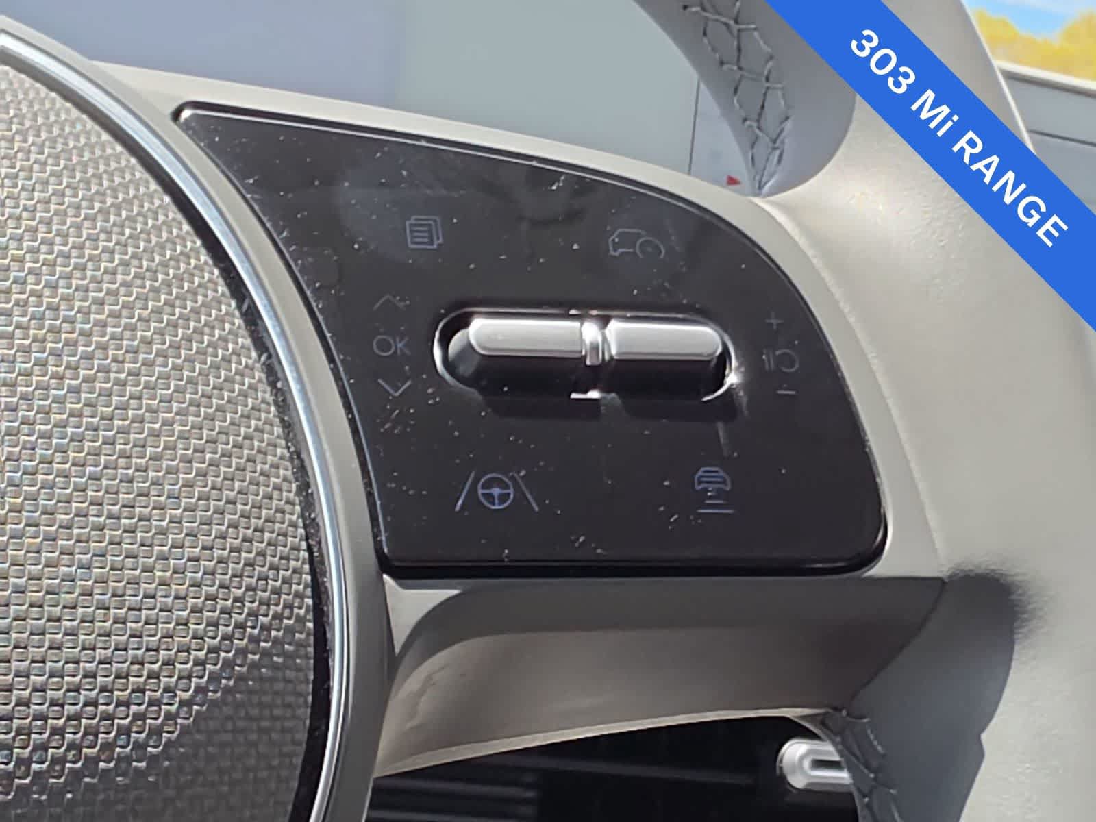 Certified 2024 Hyundai Ioniq 5 SE RWD image 30