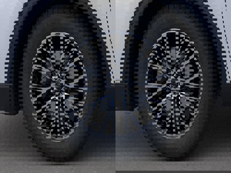 New 2025 Ford Escape SE image 19