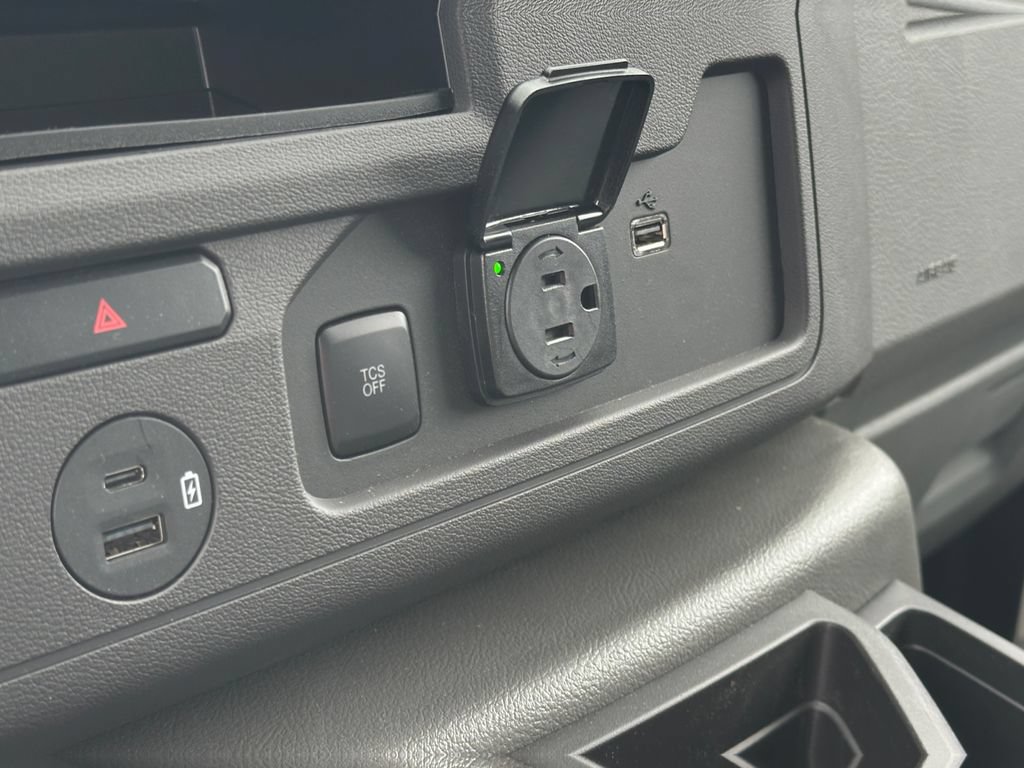 New 2025 Ford E-350 and Econoline 350 Super Duty w/ Power Equipment Group RWD image 19