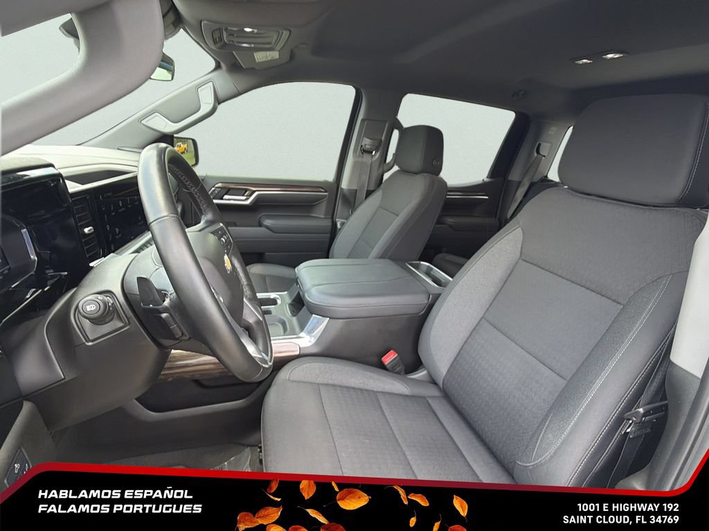 Used 2025 Chevrolet Silverado 1500 LT RWD image 14