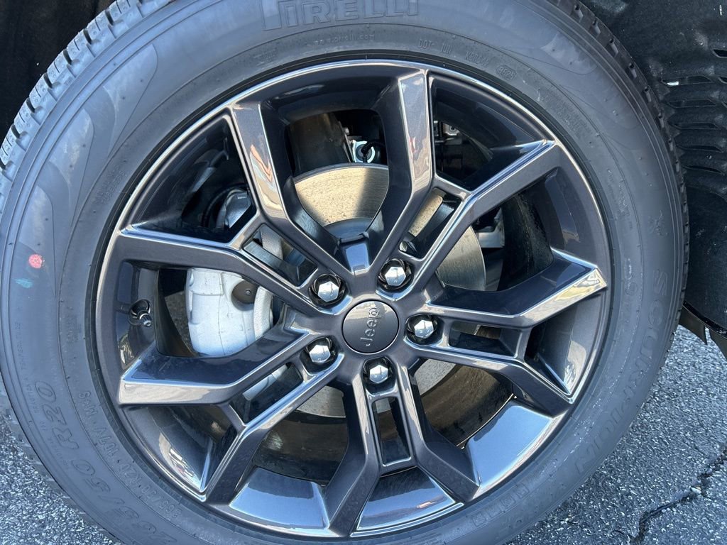 New 2025 Jeep Grand Cherokee Limited image 33