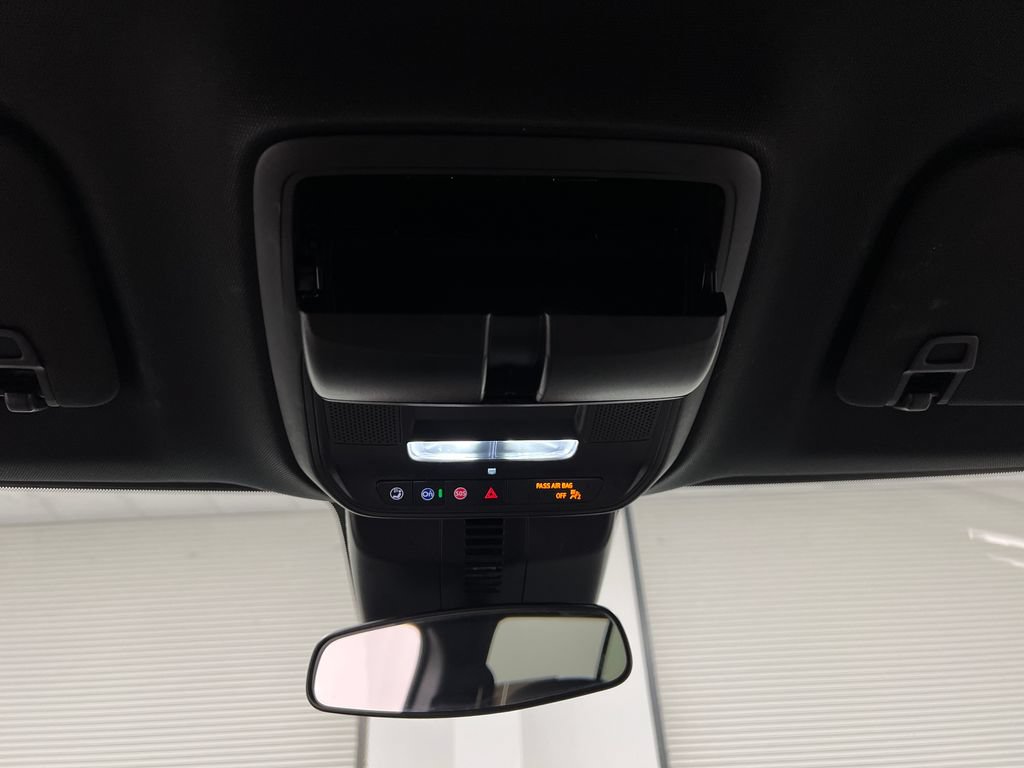 Used 2024 Chevrolet Traverse LT FWD image 75
