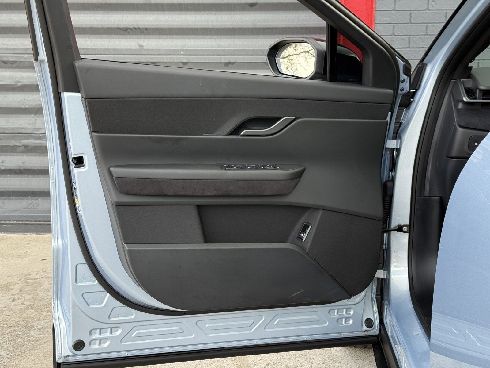 Used 2023 Fisker Ocean Extreme image 11