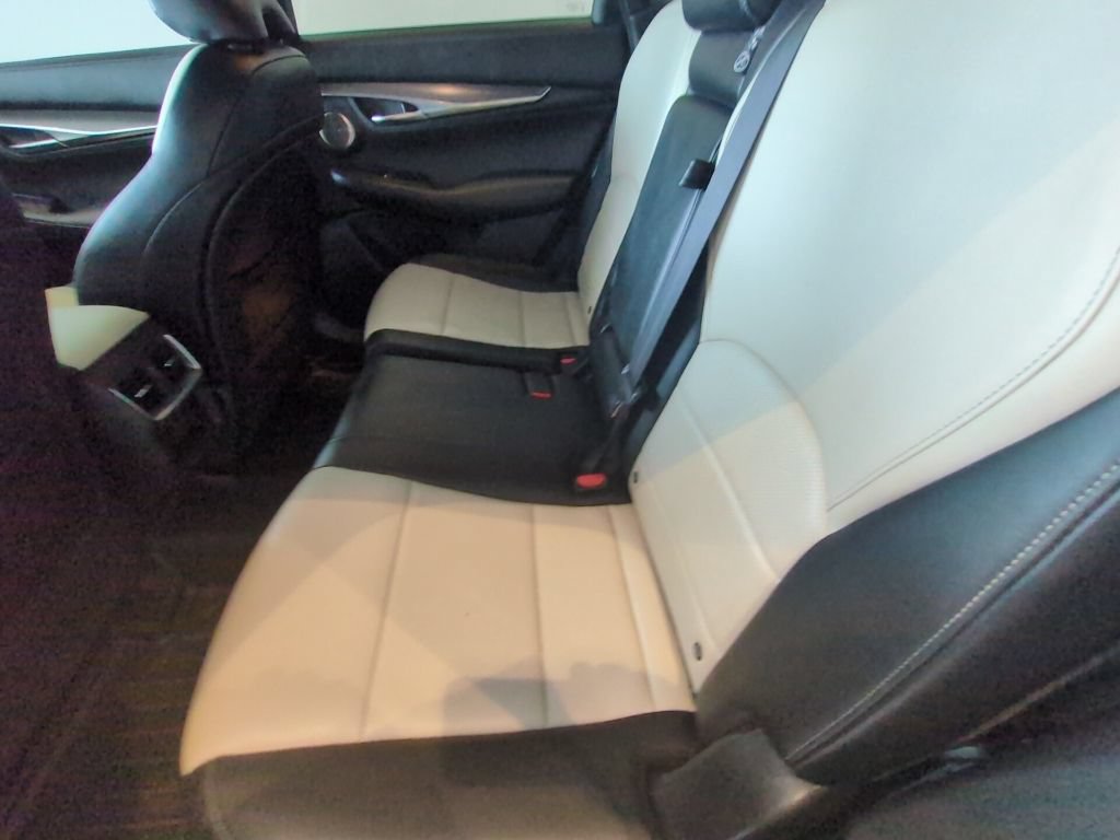 Used 2023 INFINITI QX55 Essential AWD/4WD image 19