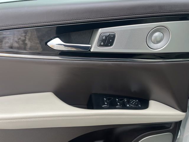 Used 2022 Lincoln Nautilus Black Label w/ Class II Trailer Tow Package image 42