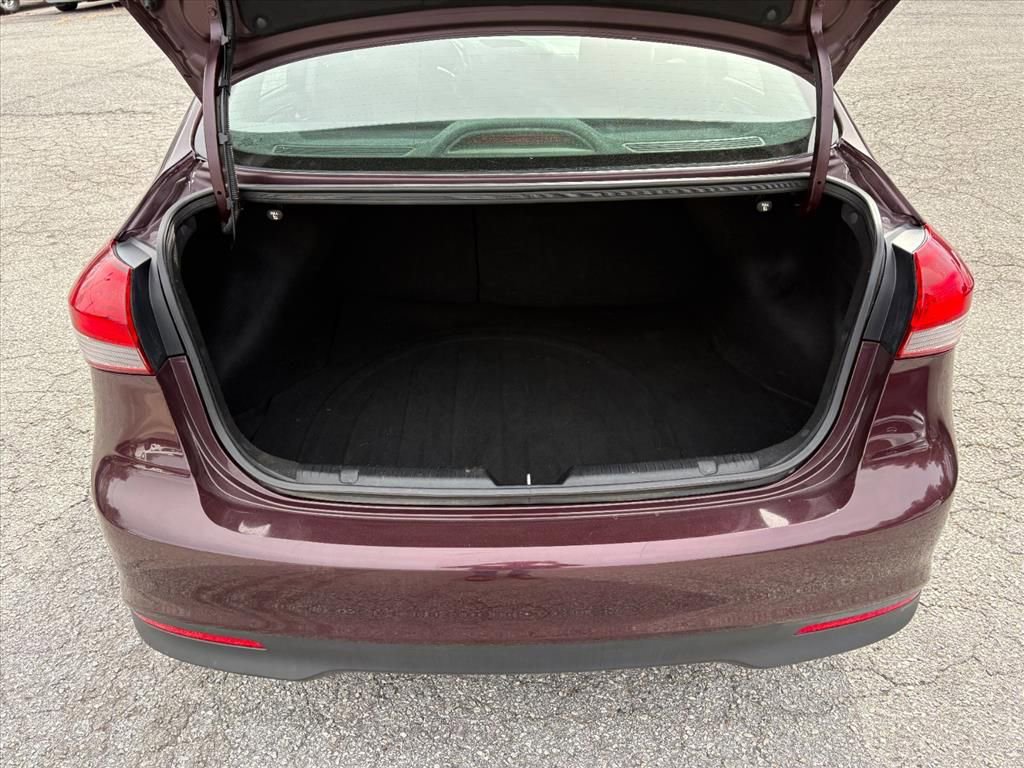 Used 2018 Kia Forte LX image 23