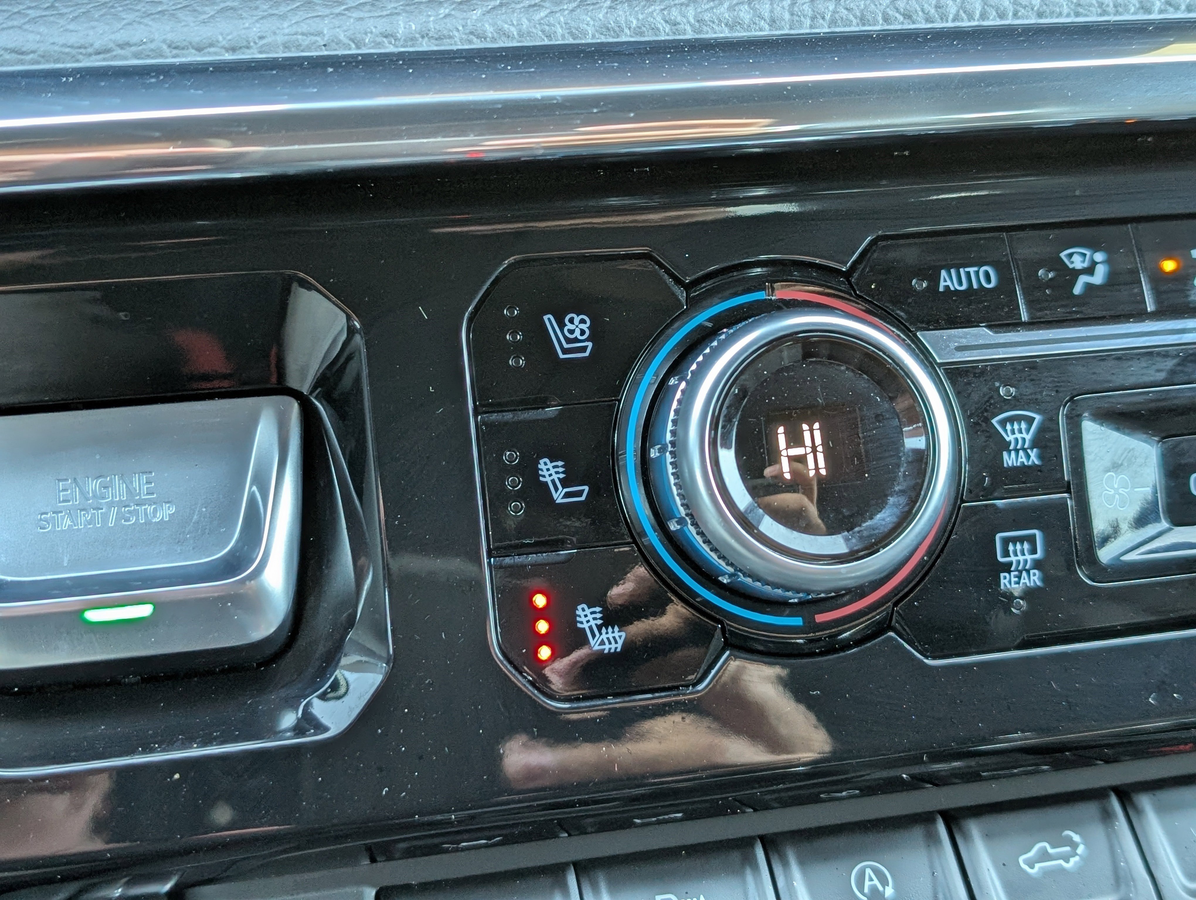 Used 2024 GMC Sierra 1500 Denali w/ Denali Reserve Package image 32