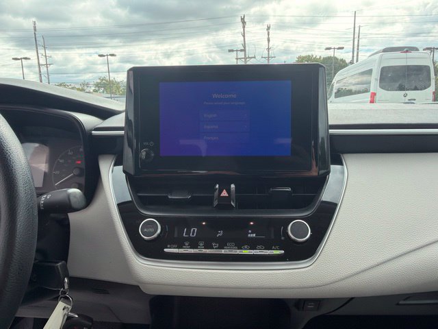 Used 2023 Toyota Corolla LE FWD image 17