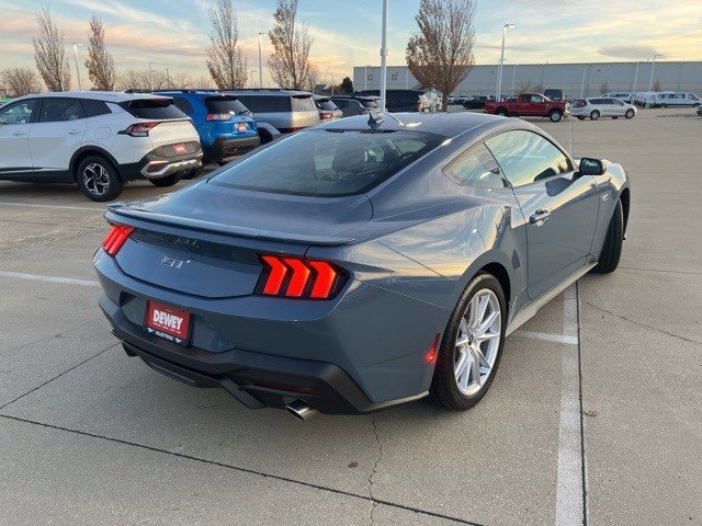Used 2024 Ford Mustang GT Premium image 8