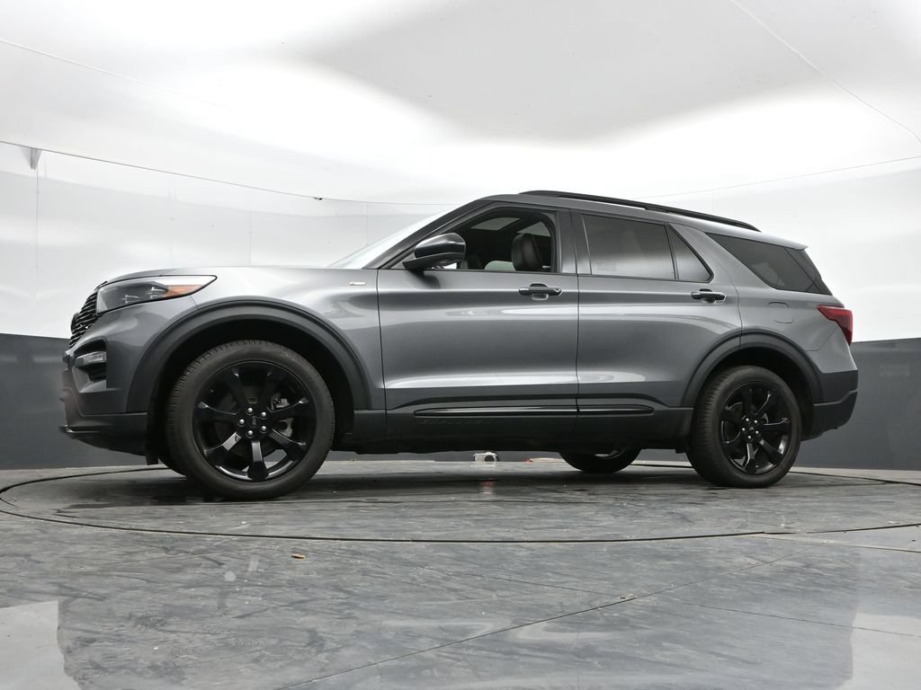 Used 2023 Ford Explorer ST-Line w/ Class IV Trailer Tow Package AWD/4WD image 44