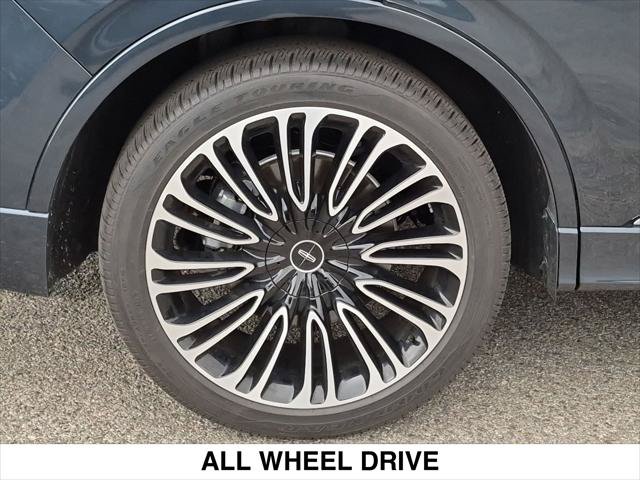 Used 2023 Lincoln Aviator Black Label w/ Class IV Trailer Tow Package AWD/4WD image 9