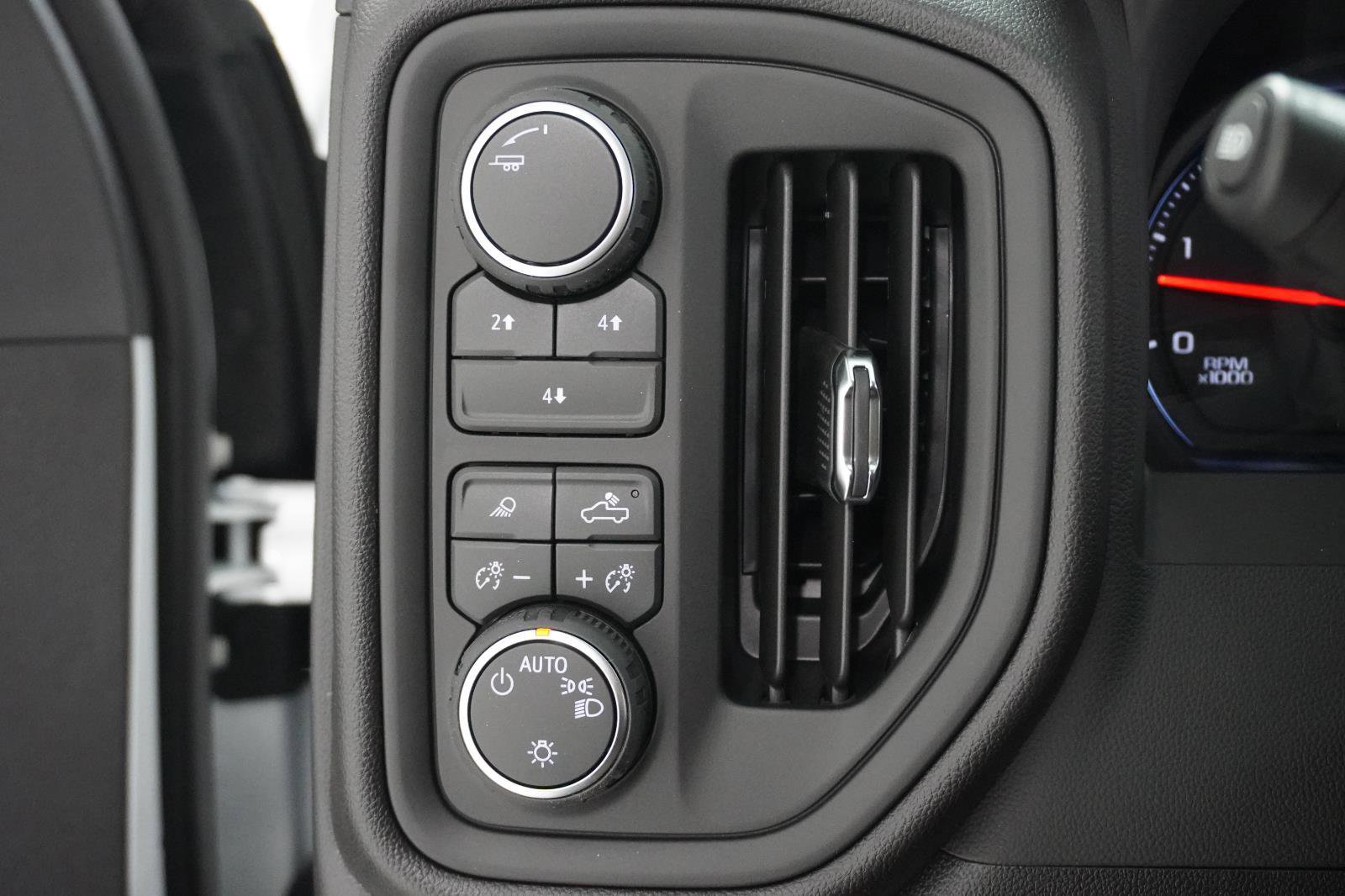 New 2026 Chevrolet Silverado 2500 Custom w/ Custom Value Package image 16