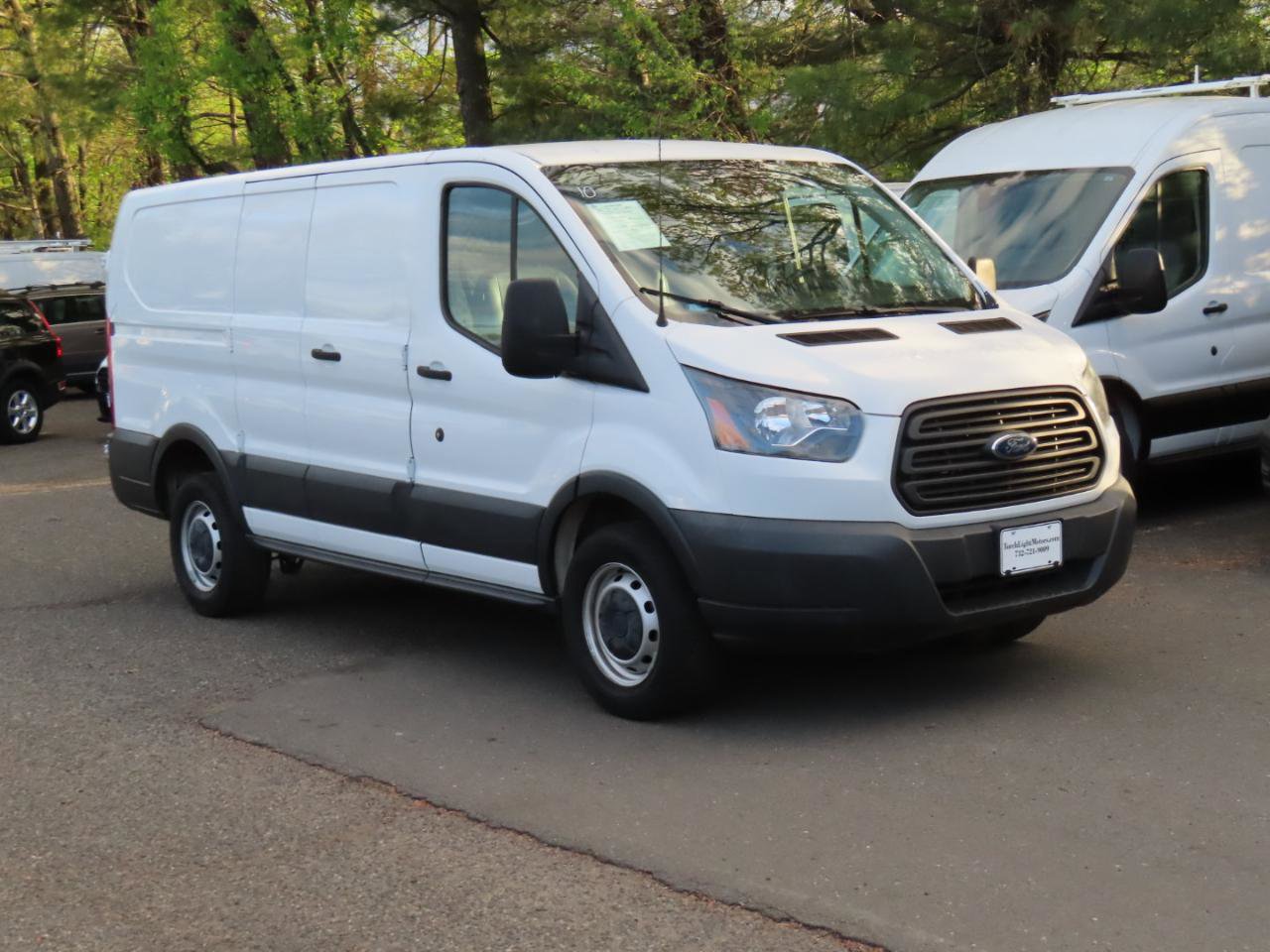 Used 2018 Ford Transit 250 130 Low Roof RWD image 8