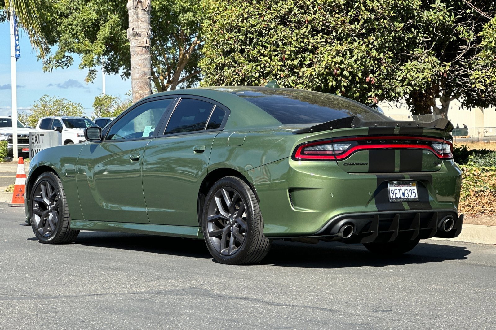 Used 2022 Dodge Charger R/T w/ Blacktop Package image 6