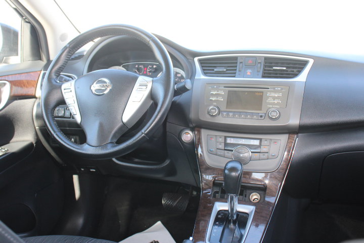 Used 2014 Nissan Sentra SL w/ Electronics Package FWD image 21