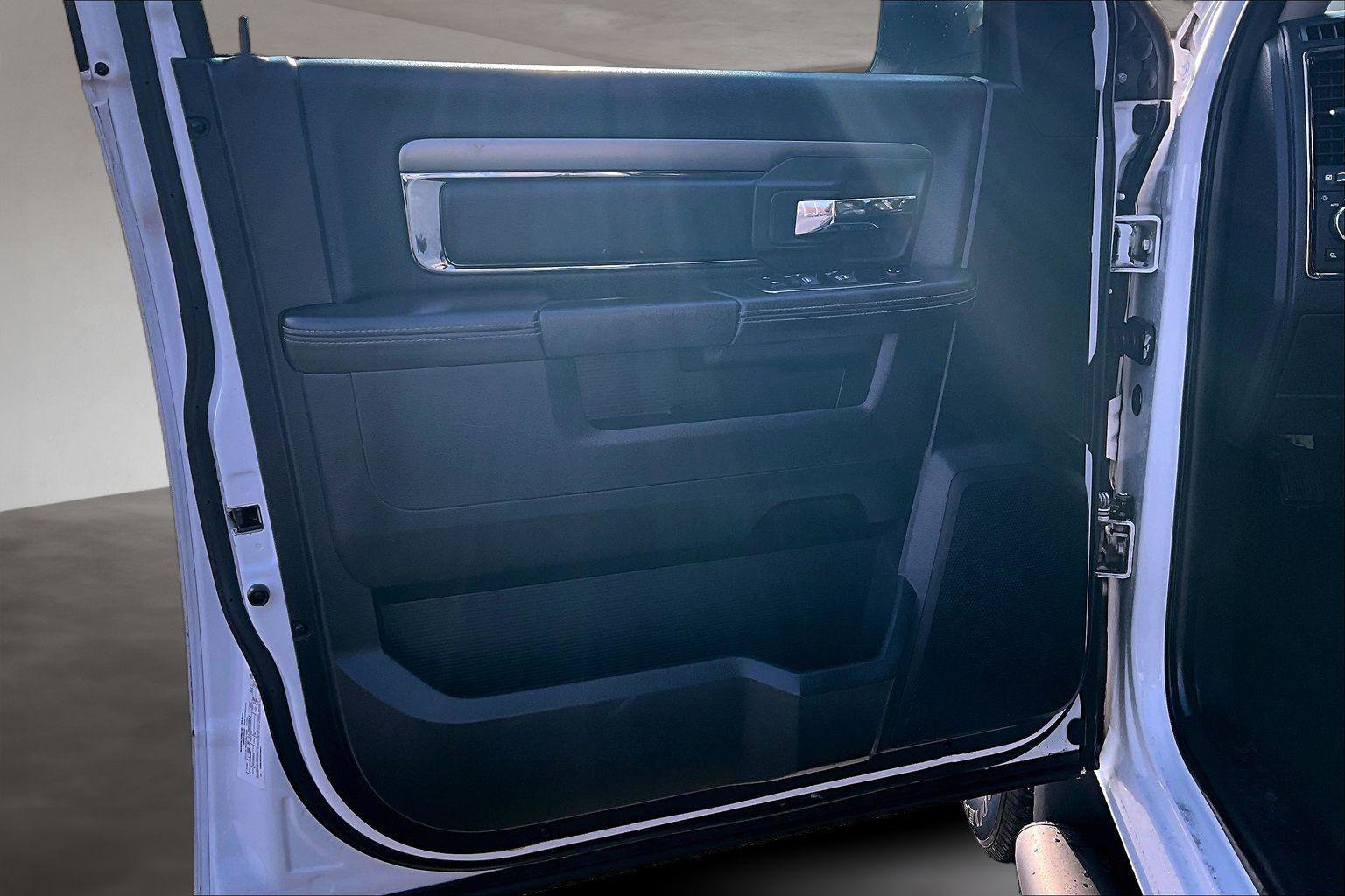 Used 2016 RAM 1500 Sport w/ Sport Premium Group image 25