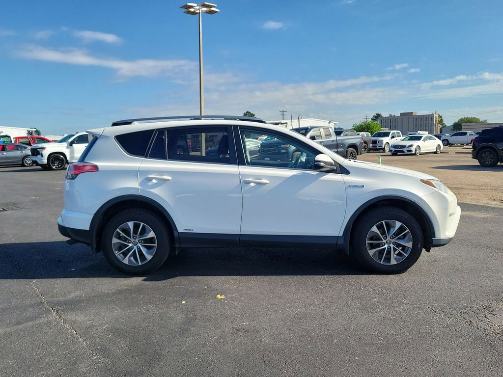 Used 2017 Toyota RAV4 XLE w/ All Weather Liner Package AWD/4WD image 7