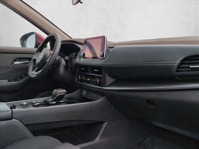 Used 2023 Nissan Rogue SV FWD image 21