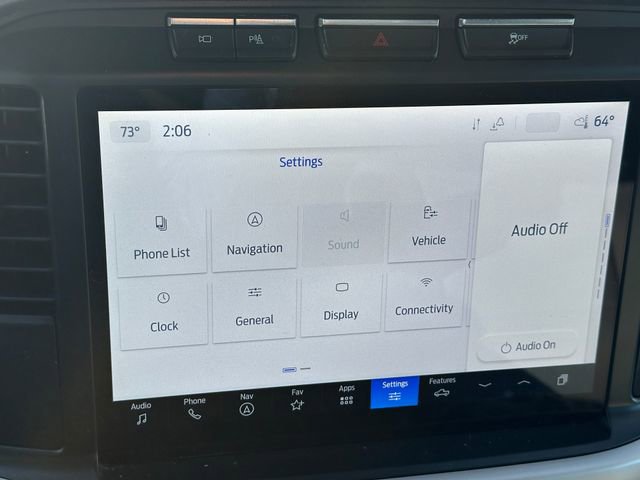 Used 2022 Ford F150 Lightning XLT image 25