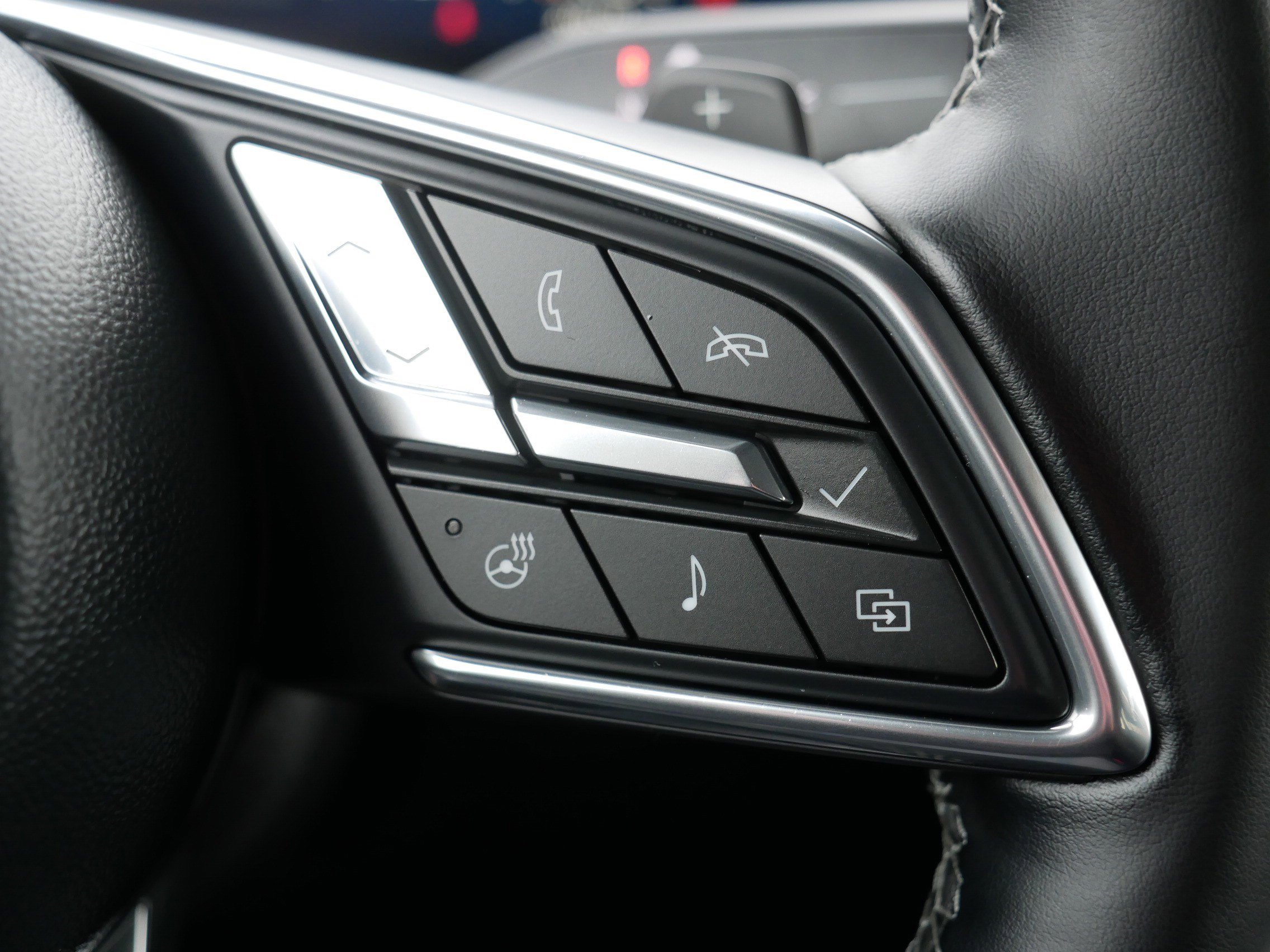 Used 2025 Buick Enclave Preferred image 29