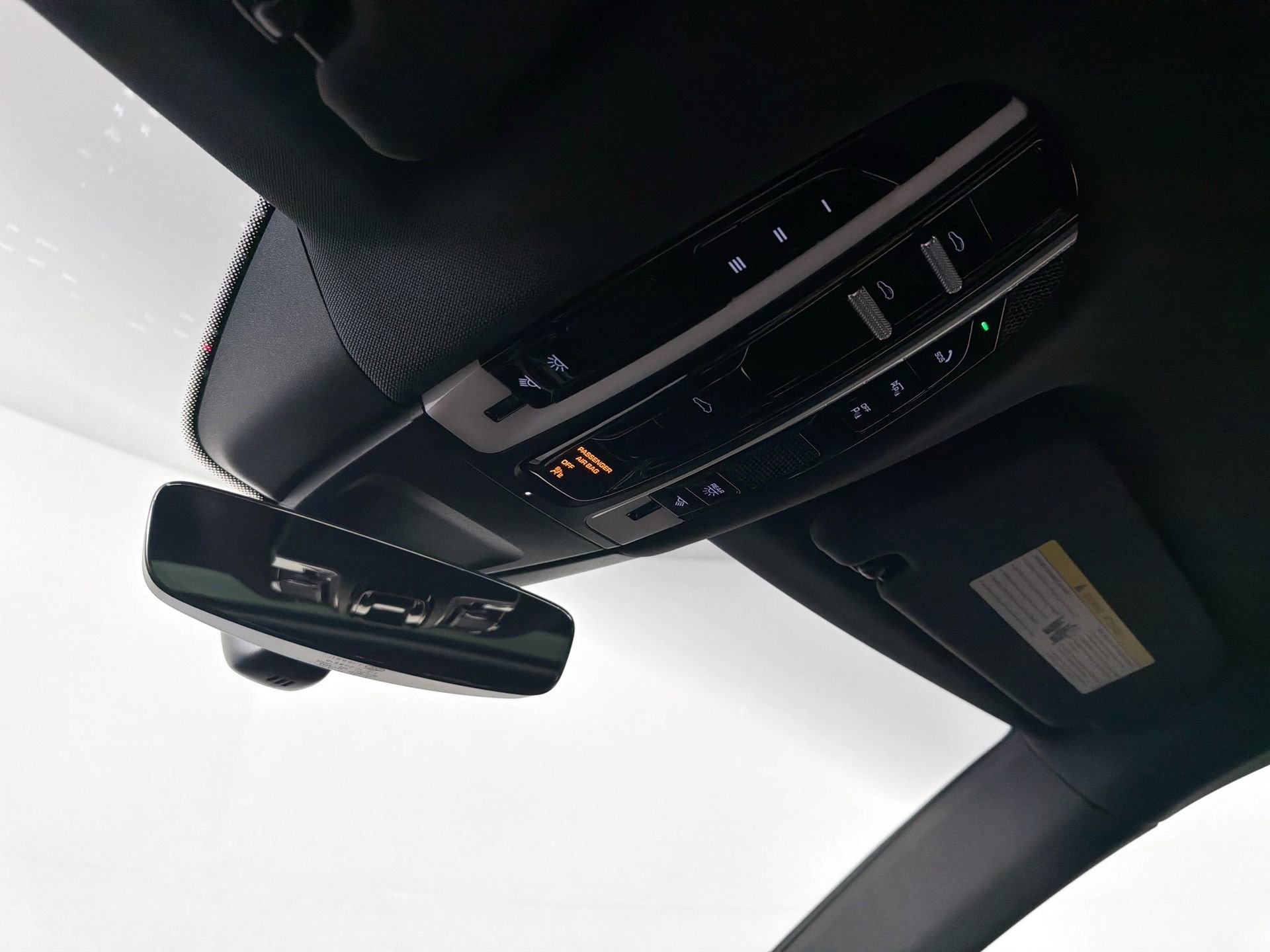 Certified 2023 Porsche Panamera 4 Platinum Edition w/ Assistance Package image 25