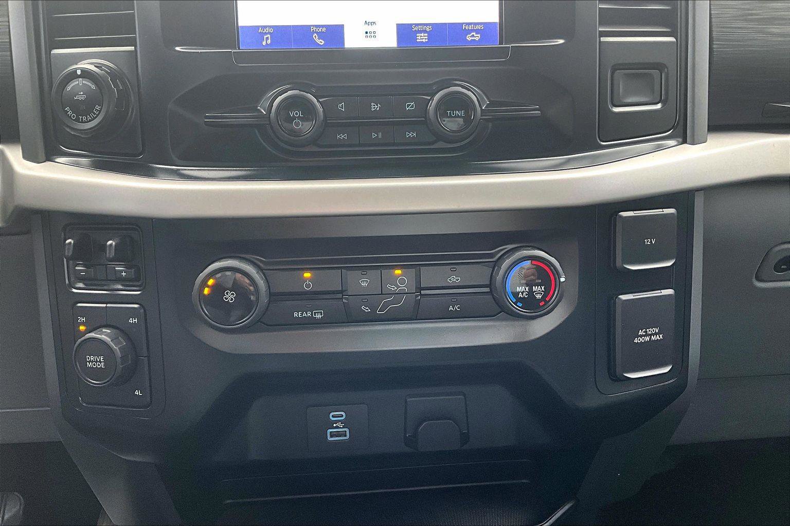 Used 2022 Ford F150 XLT w/ Trailer Tow Package image 32