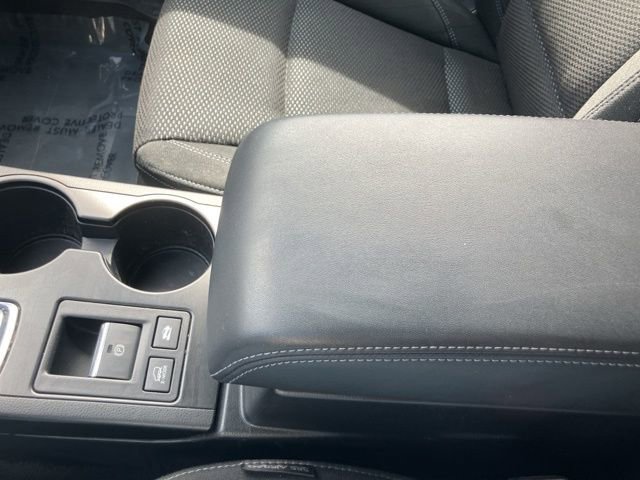 Used 2018 Subaru Outback 2.5i Premium image 25