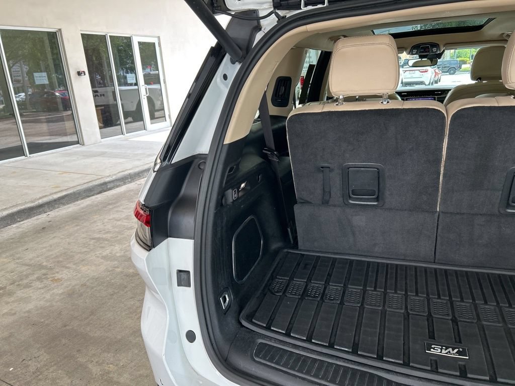 Used 2021 Jeep Grand Cherokee L Limited RWD image 33