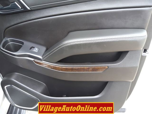 Used 2020 Chevrolet Suburban LT image 40