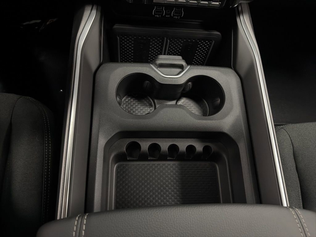 New 2026 RAM 2500 Big Horn AWD/4WD image 25